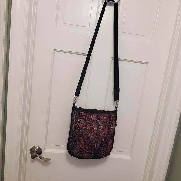 Kipling Girlz Gidget Colorful Print Medium Crossbody/Shoulder Bag, lightweight - Picture 6 of 13